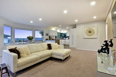 Photo of property in 10 San Lorenzo Rise, Henderson, Auckland, 0612