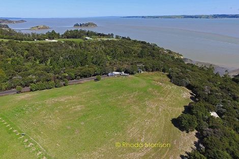 Photo of property in 17 Te Wairoa Lane, Tinopai, Matakohe, 0593