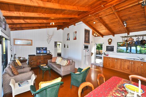 Photo of property in 2/105 Leigh Road, Leigh, Warkworth, 0985