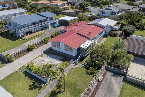 Photo of property in 15 Snells Beach Road, Snells Beach, 0920