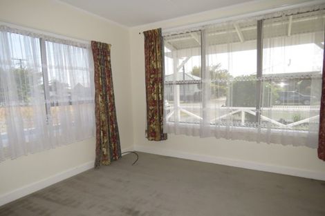 Photo of property in 124 Russell Street, Westport, 7825