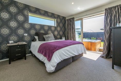 Photo of property in 13 Brockelbank Drive, Kaiapoi, 7630