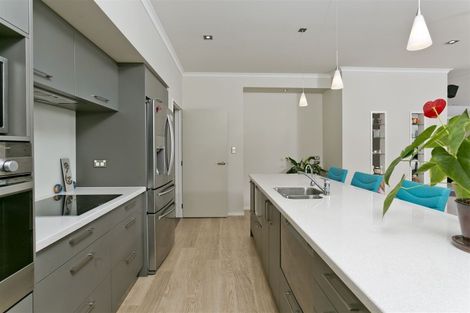 Photo of property in 11 Fendalton Place, Hatfields Beach, Orewa, 0931