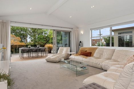 Photo of property in 900 River Road, Queenwood, Hamilton, 3210