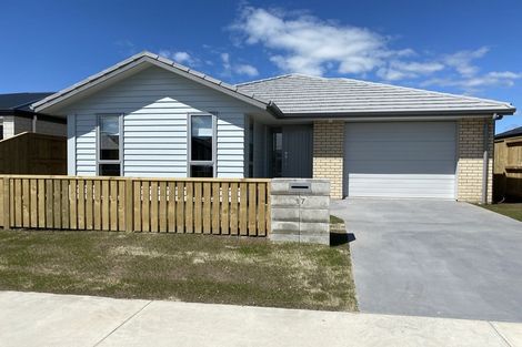 Photo of property in 17 Union Drive, Papamoa, 3118
