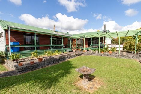 Photo of property in 2 Hale Place, Ngatea, 3503