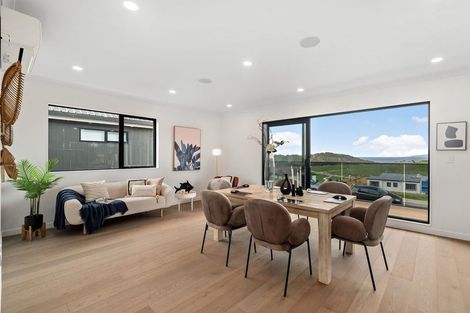 Photo of property in 58 Matangi View Drive, Orewa, 0931