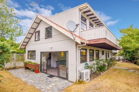 Photo of property in 29 Oregon Drive, Kelvin Heights, Queenstown, 9300