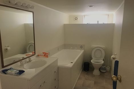 Photo of property in 1/7 Mizpah Road, Waiake, Auckland, 0630