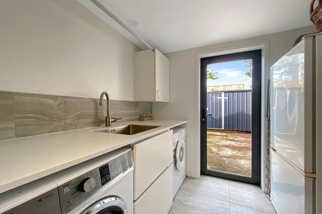 Photo of property in 7 Pohutukawa Place, Ellerslie, Auckland, 1051