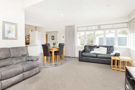 Photo of property in 6 Iranui Road, Inner Kaiti, Gisborne, 4010