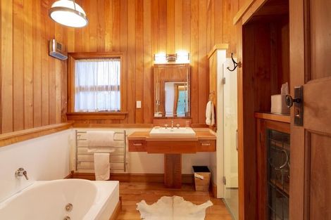 Photo of property in 25 Mooney Road, Speargrass Flat, Queenstown, 9371