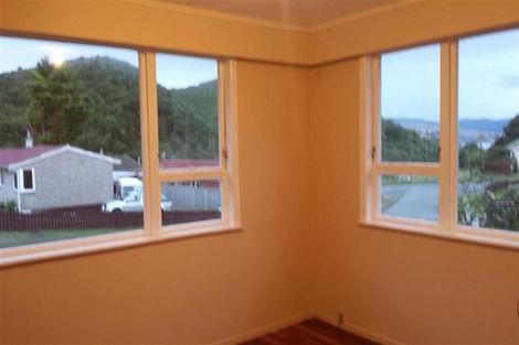 Photo of property in 19 Mahinawa Street, Takapuwahia, Porirua, 5022