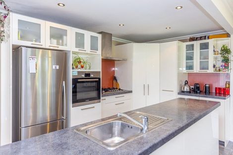 Photo of property in 790 State Highway 2, Opaki, Masterton, 5881