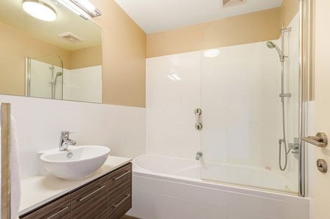 Photo of property in 33 Parkside Drive, Orewa, 0931