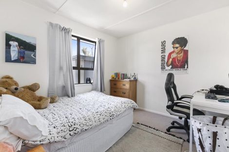 Photo of property in 25b Tui Street, Mount Maunganui, 3116