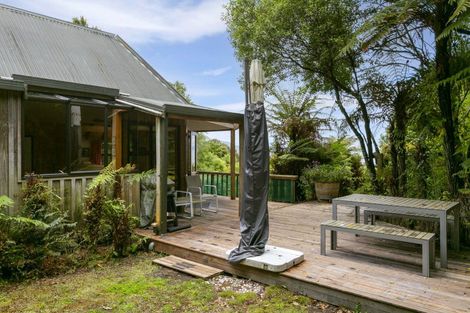 Photo of property in 62 Hauraki Terrace, Pukawa Bay, Turangi, 3381
