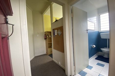 Photo of property in 195 Gill Street, Strandon, New Plymouth, 4312