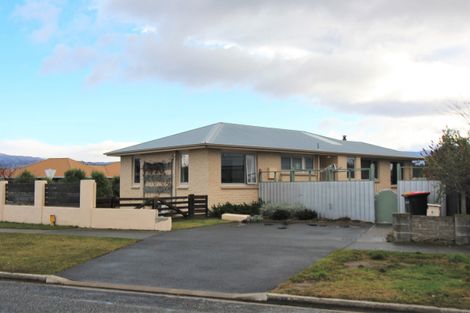 Photo of property in 90 Ashworth Street, Alexandra, 9320