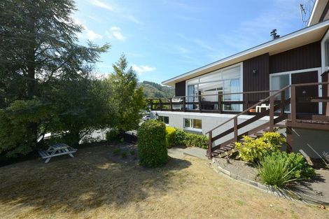 Photo of property in 44 Landsdowne Terrace, Cashmere, Christchurch, 8022