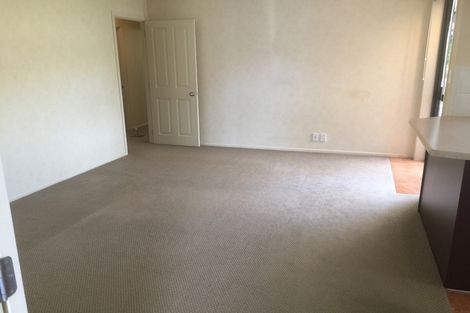 Photo of property in 10 Brookwood Drive, Henderson, Auckland, 0612