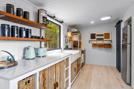 Photo of property in 5 Te Ngahere Lane, Kaiwaka, 0573