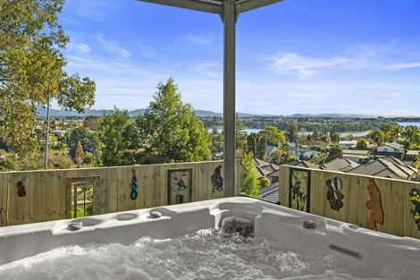 Photo of property in 8 Utopia Park Heights, Welcome Bay, Tauranga, 3112