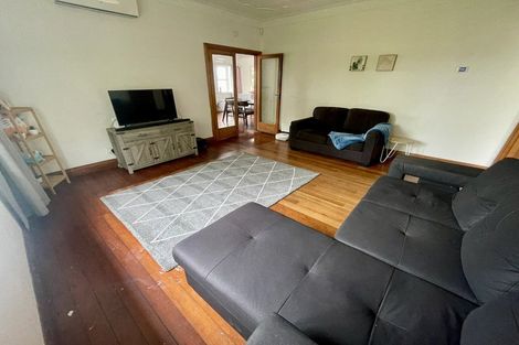 Photo of property in 5 Jalna Avenue, Khandallah, Wellington, 6035