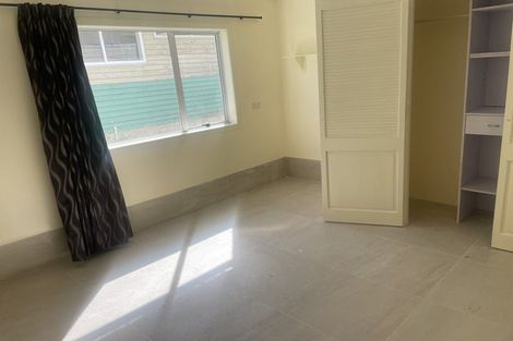 Photo of property in 24 Spencer Road, Pinehill, Auckland, 0632