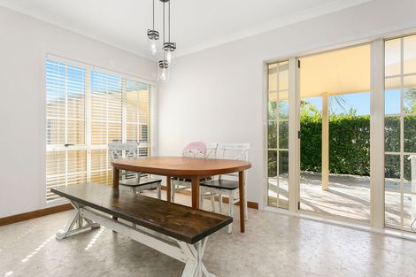 Photo of property in 52 Chaucer Street, Leamington, Cambridge, 3432