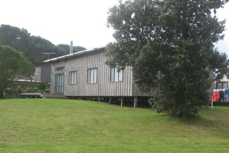 Photo of property in 704 Matarangi Drive, Matarangi, Whitianga, 3592