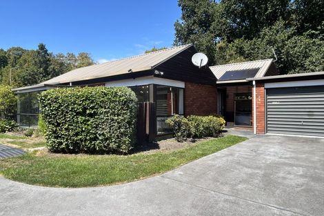 Photo of property in 2/9 Ludecke Place, Sockburn, Christchurch, 8042