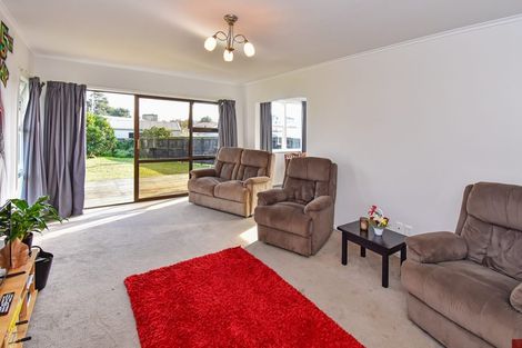 Photo of property in 7 Whitley Crescent, Otara, Auckland, 2023