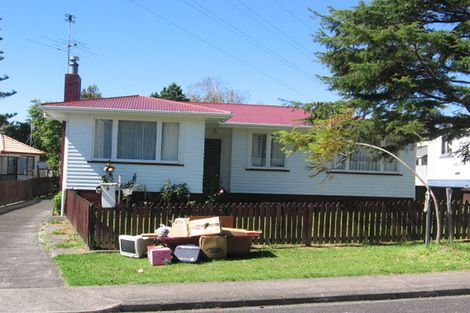 Photo of property in 5 Martin Place, Kelston, Auckland, 0602