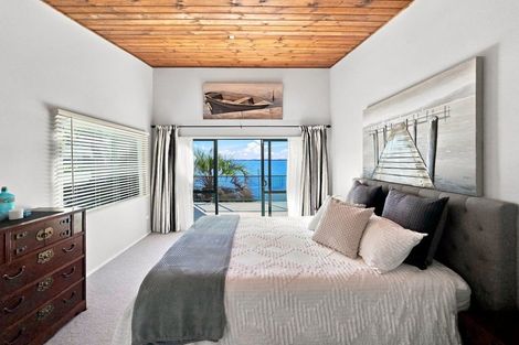 Photo of property in Signal Stn Road, Pouto, Te Kopuru, 0391