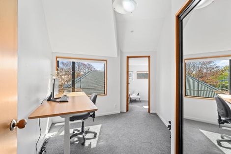 Photo of property in 71 Hamilton Avenue, Ilam, Christchurch, 8041