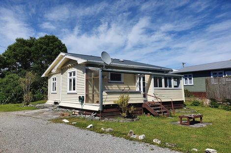 Photo of property in 17 Mcgowan Street, Runanga, 7803