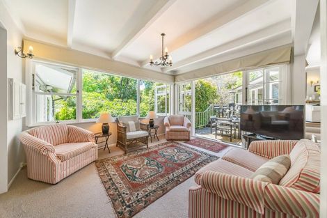 Photo of property in 9 Chatsworth Road, Silverstream, Upper Hutt, 5019