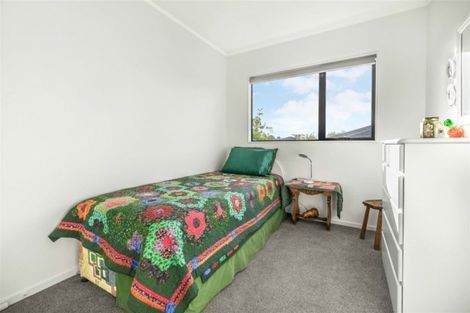 Photo of property in 72b Seabrook Avenue, New Lynn, Auckland, 0600