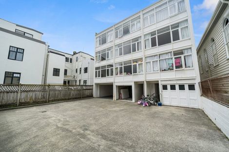 Photo of property in 2 Moncrieff Street, Mount Victoria, Wellington, 6011