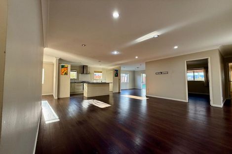 Photo of property in 16 Zoe Court, Manurewa, Auckland, 2105