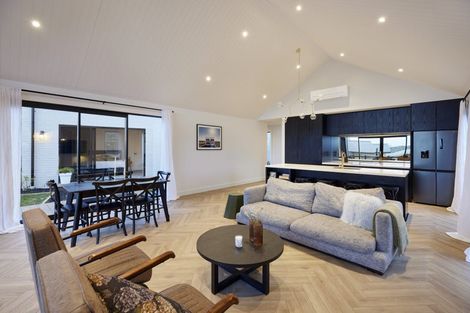 Photo of property in 1 Whitworth Lane, Omokoroa, 3114