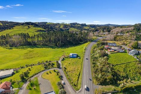 Photo of property in 1972 Paparoa Valley Road, Paparoa, 0571