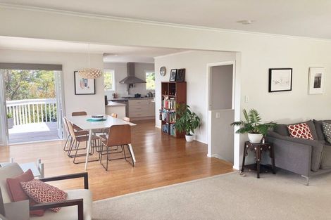 Photo of property in 58 Fowler Street, Northcote, Auckland, 0627