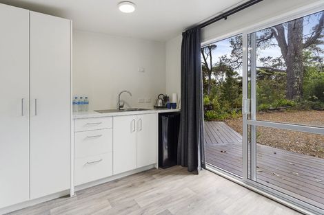 Photo of property in 54 Crows Road, Swanson, Auckland, 0614