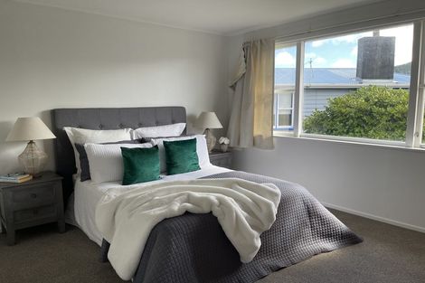 Photo of property in 7 Camrose Grove, Kingston, Wellington, 6021