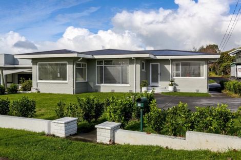Photo of property in 69 South Road, Blagdon, New Plymouth, 4310