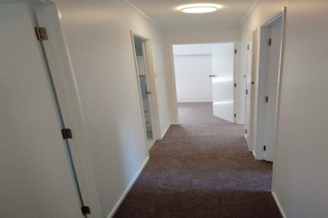 Photo of property in 4 Selwyn Avenue, Glen Eden, Auckland, 0602