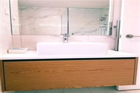 Photo of property in 36 Hikuawa Road, Flat Bush, Auckland, 2019