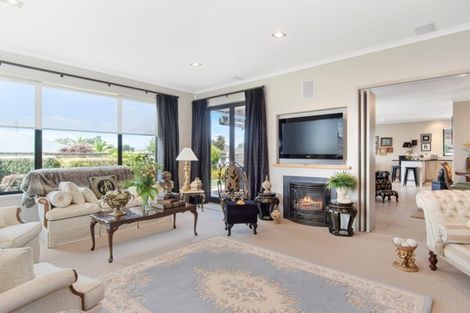 Photo of property in 28 Woodleigh Place, Ohauiti, Tauranga, 3112